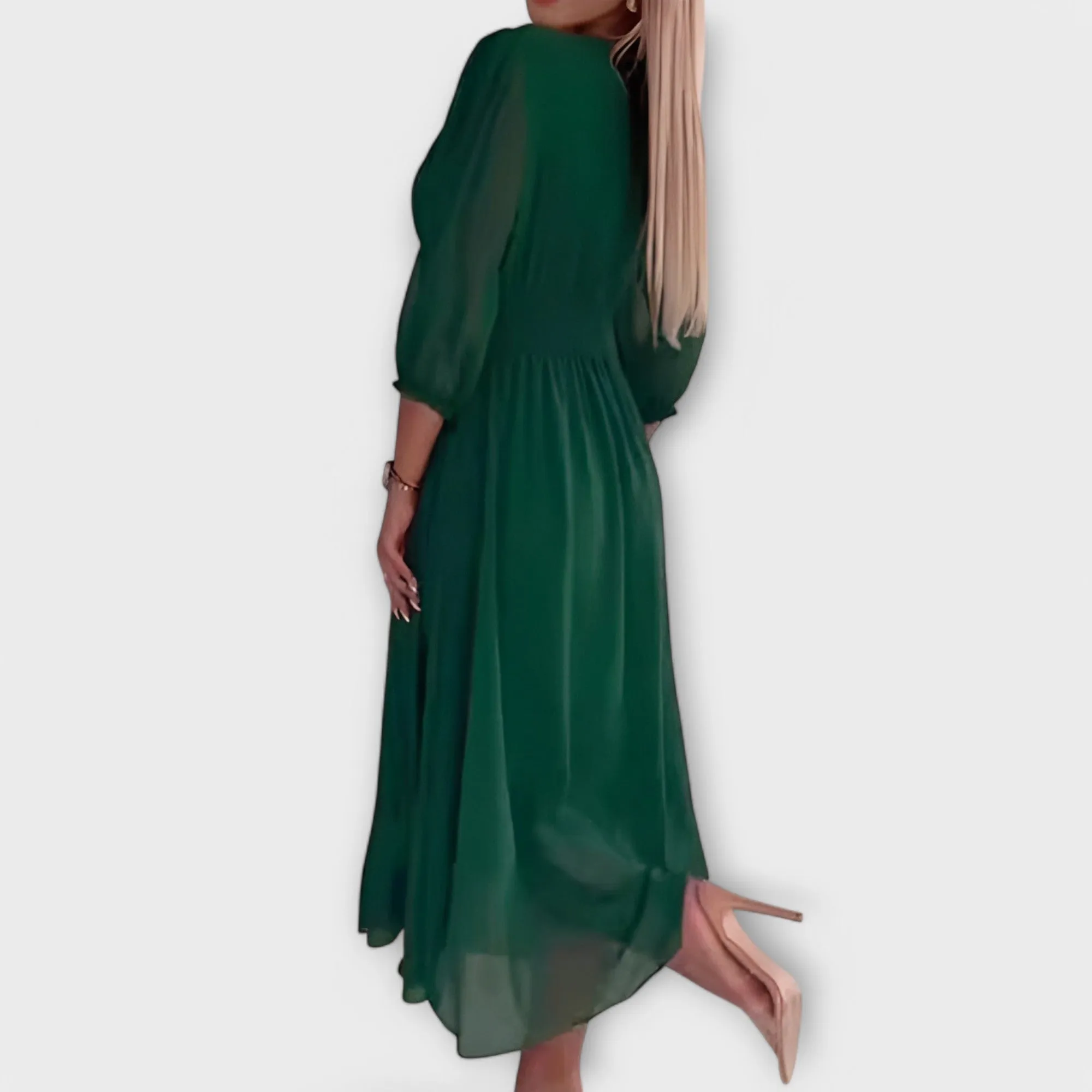 Isla Flowy Maxi Dress