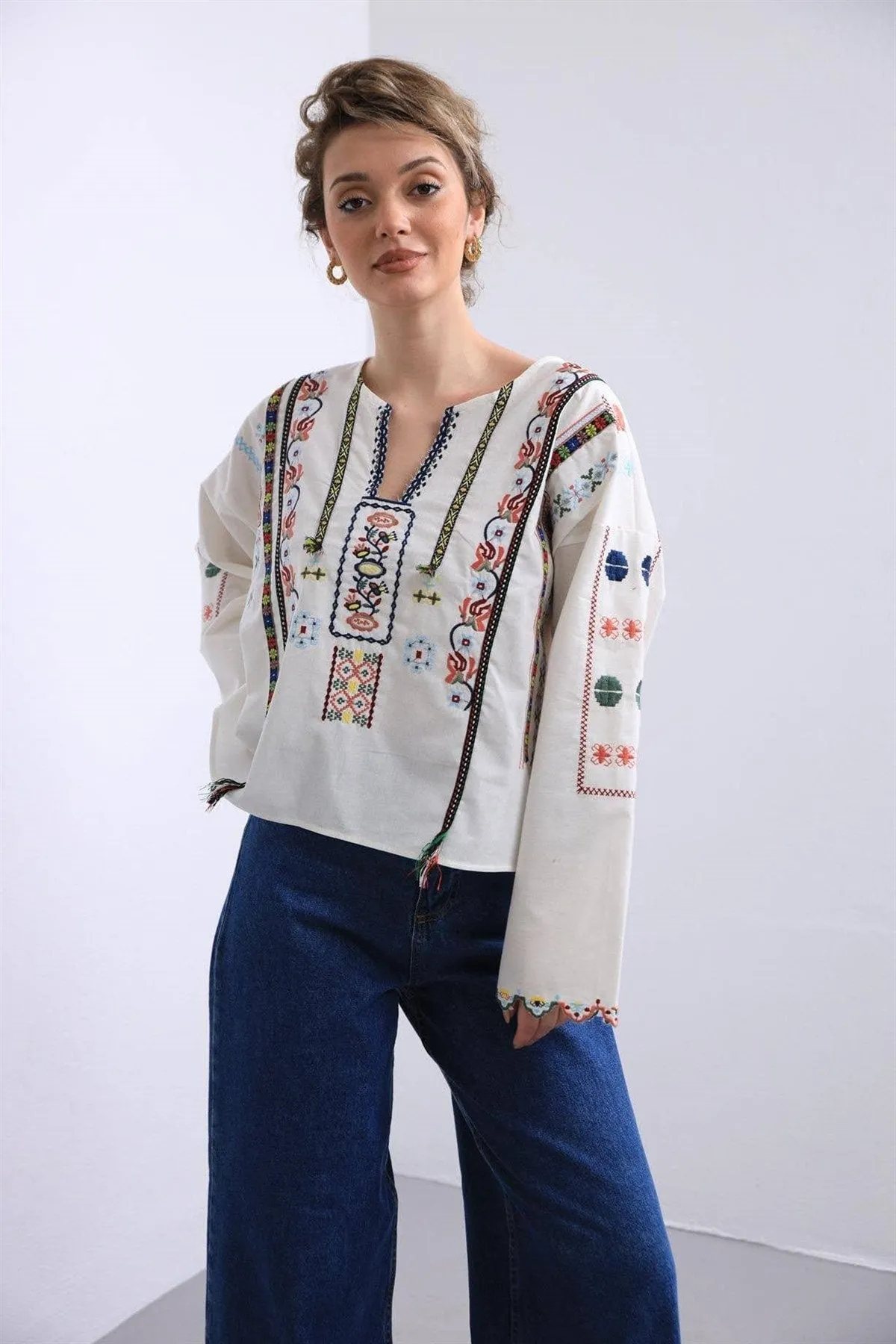 White Ethnic Boho Embroidered Blouse